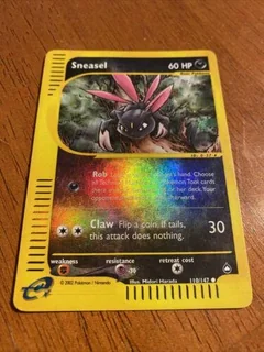 Sneasel Reverse Holo 110