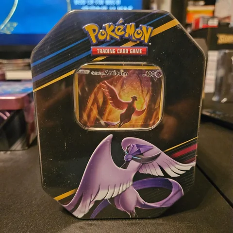 Galarian Articuno Tin International
